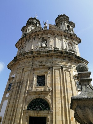 Capela da Virxe Peregrina - svatyně z r. 1778 zasvěcená patronce provincie Pontevedra. Půdorys je ve tvaru mušle, symbolu Svatojakubské poutě. Pontevedra, 15.9.